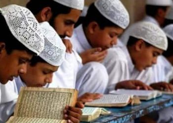 امداد یافتہ مدارس، اقلیتی تعلیمی ادارے اپنی مرضی سے ٹیچر نہیں رکھ سکتے :سپریم کورٹ
