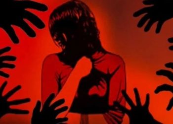 کسی خبر کو ہندو۔مسلم کیسے بناتے ہیں ملاحظہ کریں