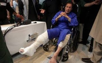 عمران خان کا لانگ مارچ دوبارہ شروع کرنے کا اعلان