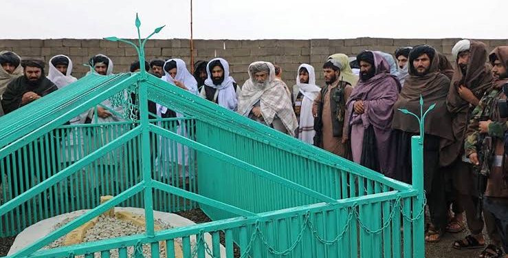 ملاعمر کی قبر کہاں ہے ،طالباننے راز کھول دیا