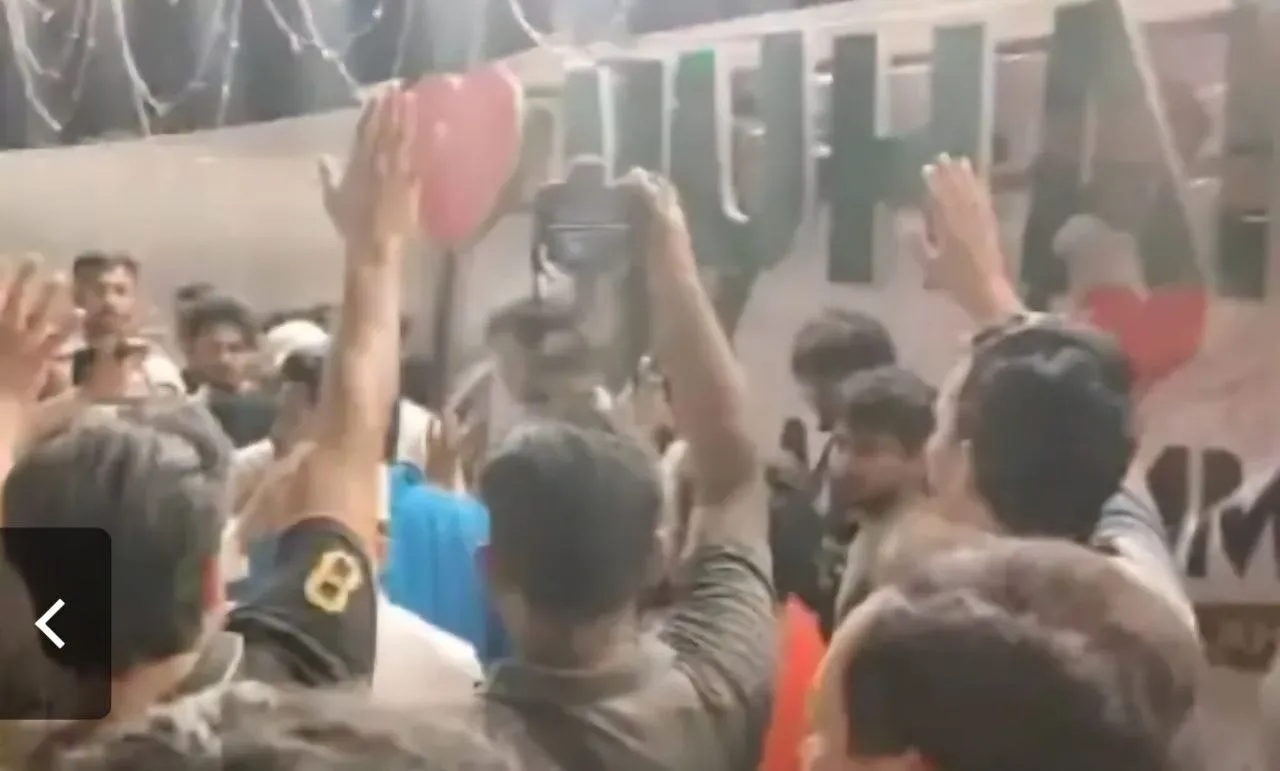 FIR in Kanpur over "I Love Mohammed" signboard on Eid Milad