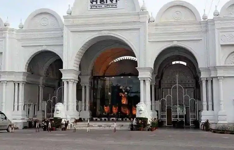 سہارا کو کرارا جھٹکا، لکھنو کا شاندار سہارا سٹی خالی کرنا ہوگا، لیز ڈیڈ منسوخ، نوٹس چسپاں