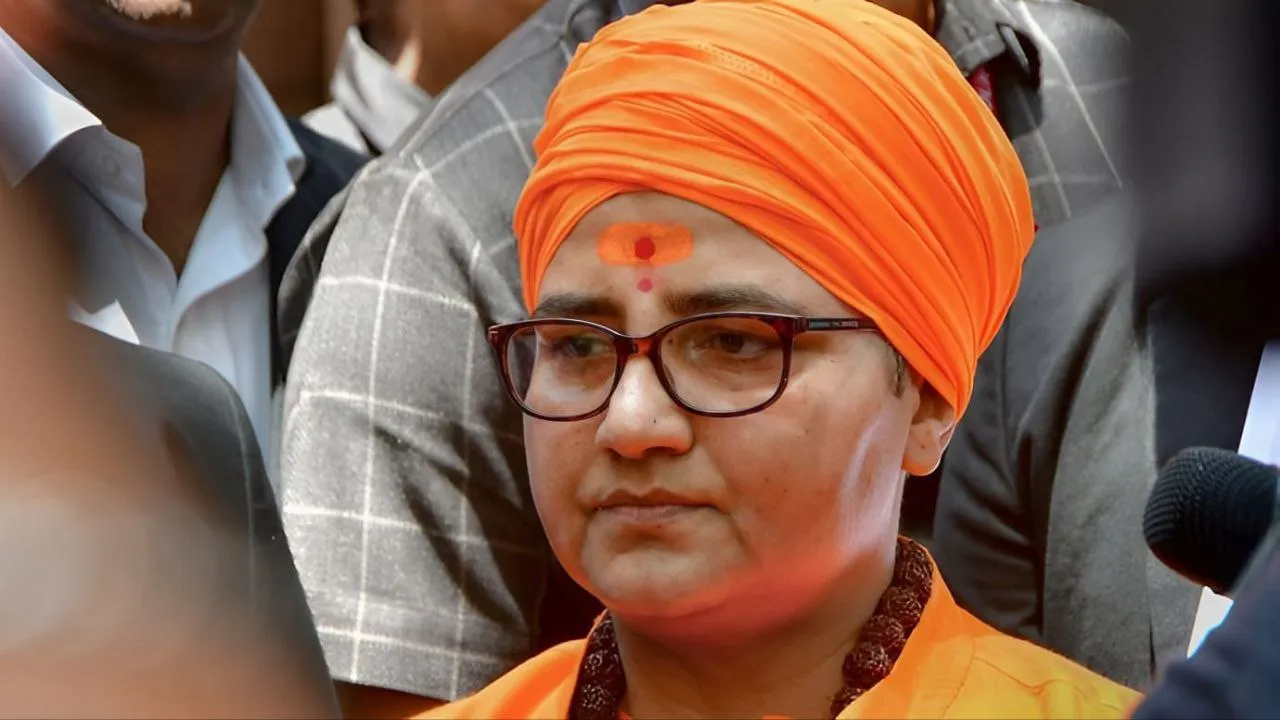 Pragya Thakur controversial remark