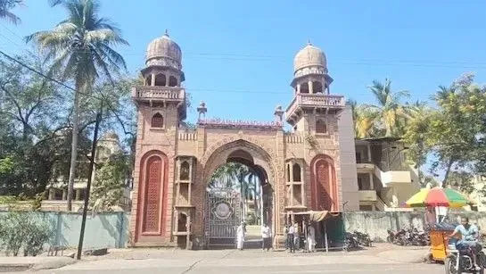 Jamia Akkalkuwa Investigation