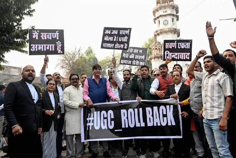 Social Media Right Wing Conflict