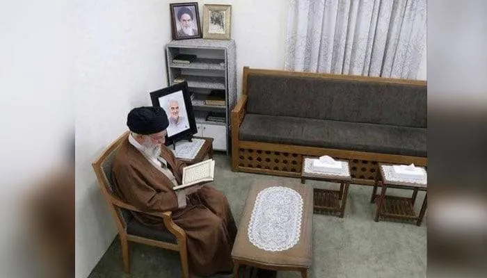 Khamenei Viral Image News