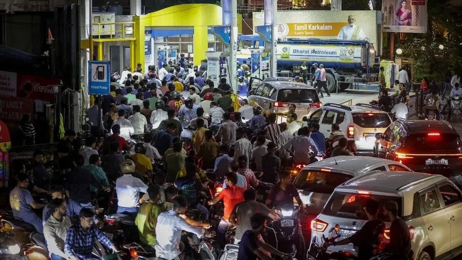 Petrol Pump Queues News