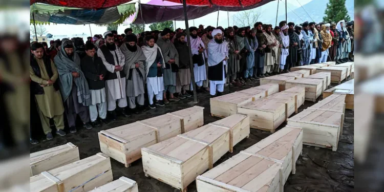 پاکستان کے افغانستان میں 'ڈبل ٹیپ' حملے